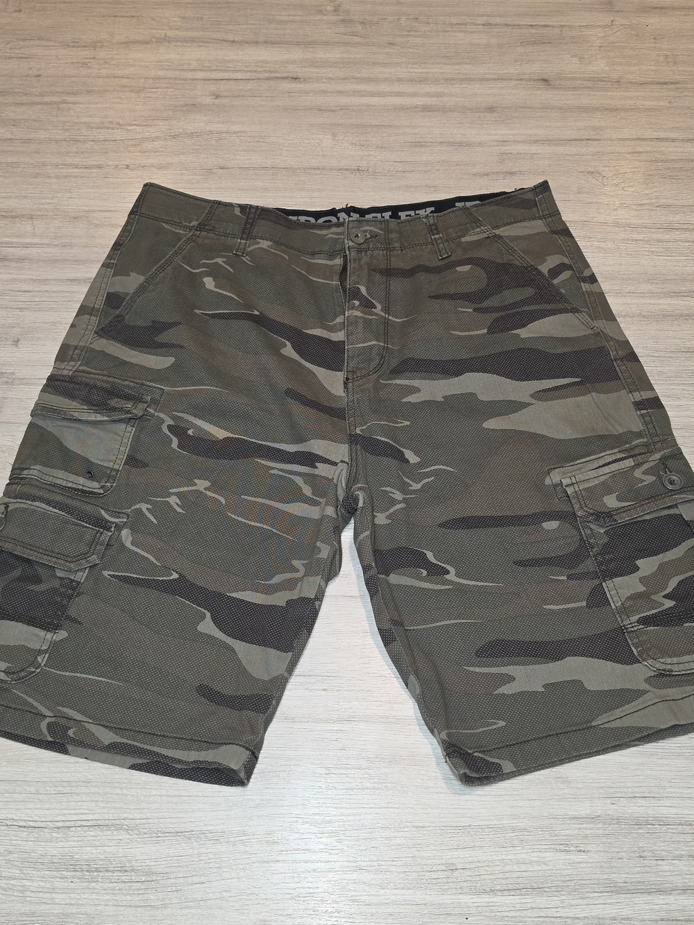 Iron Flex Cargo Shorts Men's Camouflage Size 34
